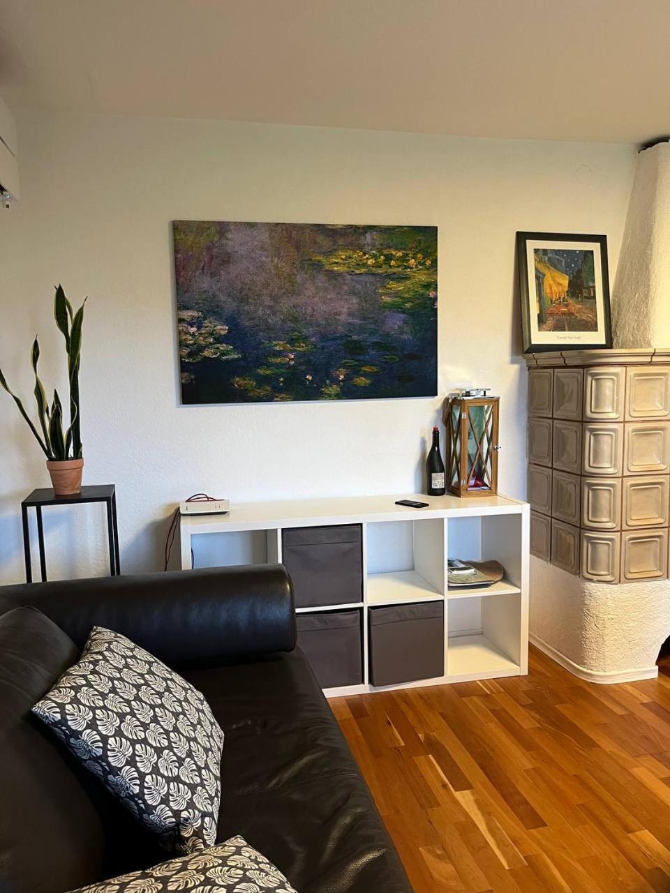 Gemuetliche 3 Zimmer Wohnung Mit Grosszuegiger Terrasse Im Gruenen Reutlingen Extérieur photo