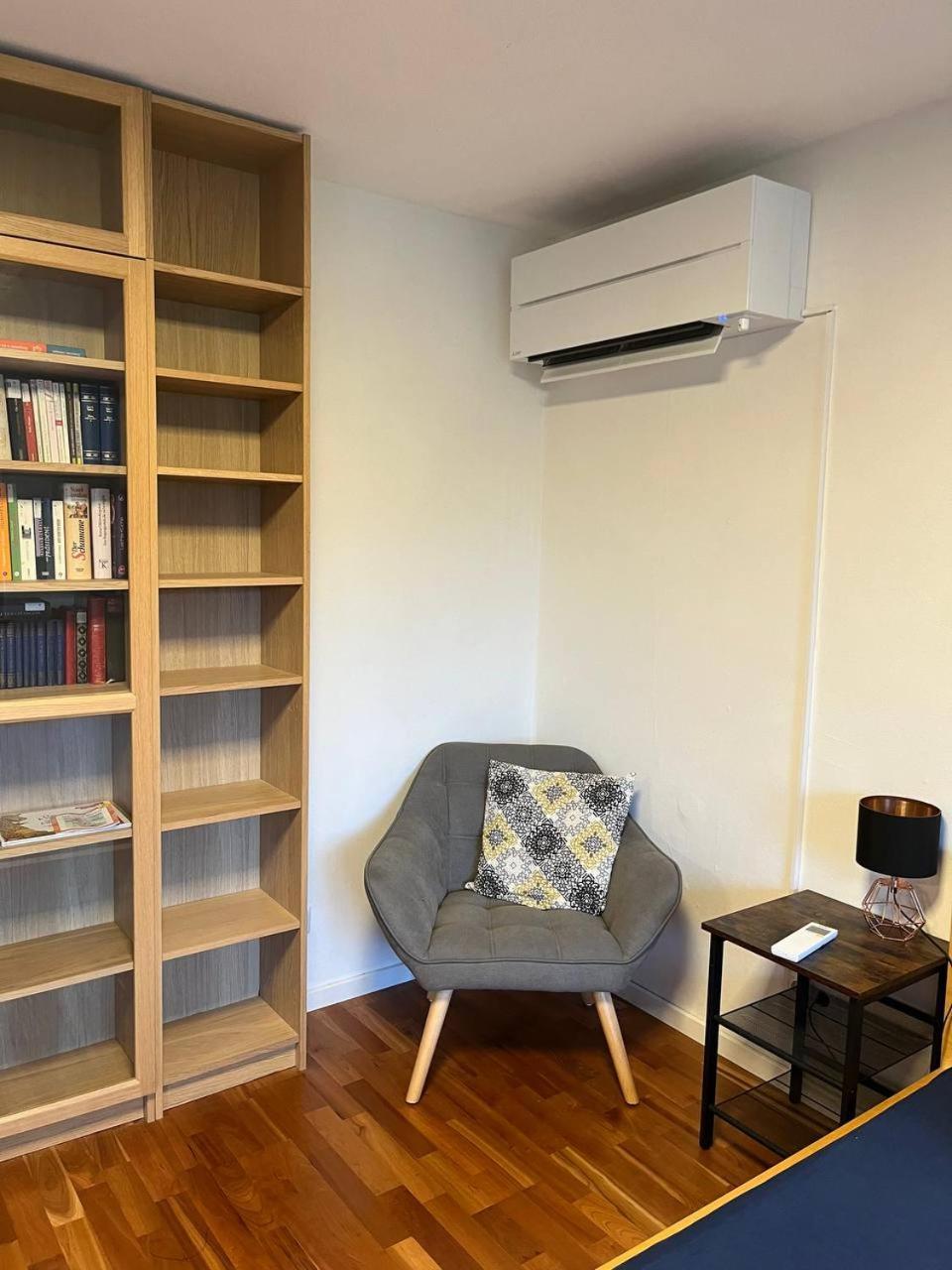 Gemuetliche 3 Zimmer Wohnung Mit Grosszuegiger Terrasse Im Gruenen Reutlingen Extérieur photo