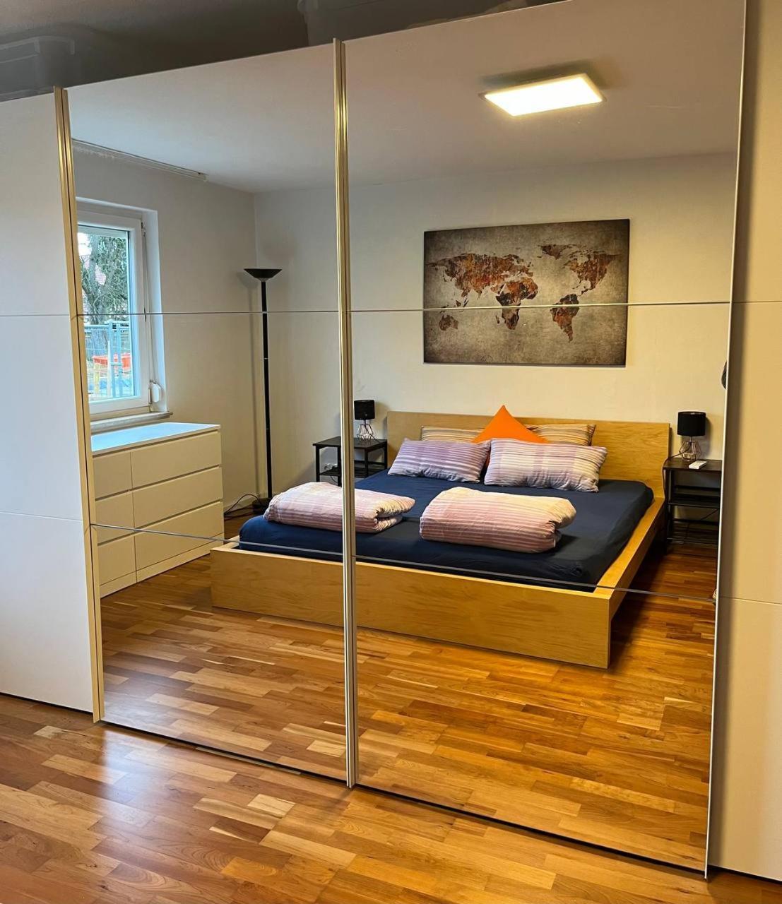 Gemuetliche 3 Zimmer Wohnung Mit Grosszuegiger Terrasse Im Gruenen Reutlingen Extérieur photo